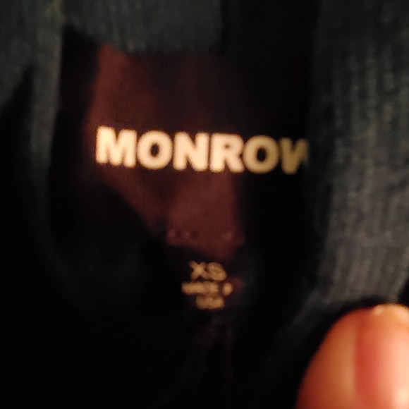 Monrow Super Soft Hoodie Abyss Green XS NWOT - Picture 4 of 5